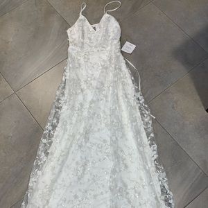 Lulus White Maxi Dress (Small)